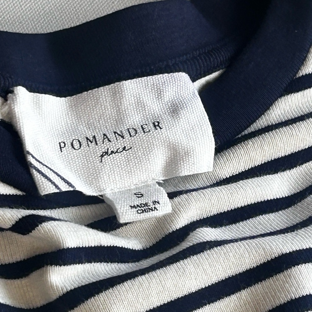 Tuckernuck Pomander Place Long Sleeved Crew Neck Striped Women’s Top Size Small - Picture 2 of 10